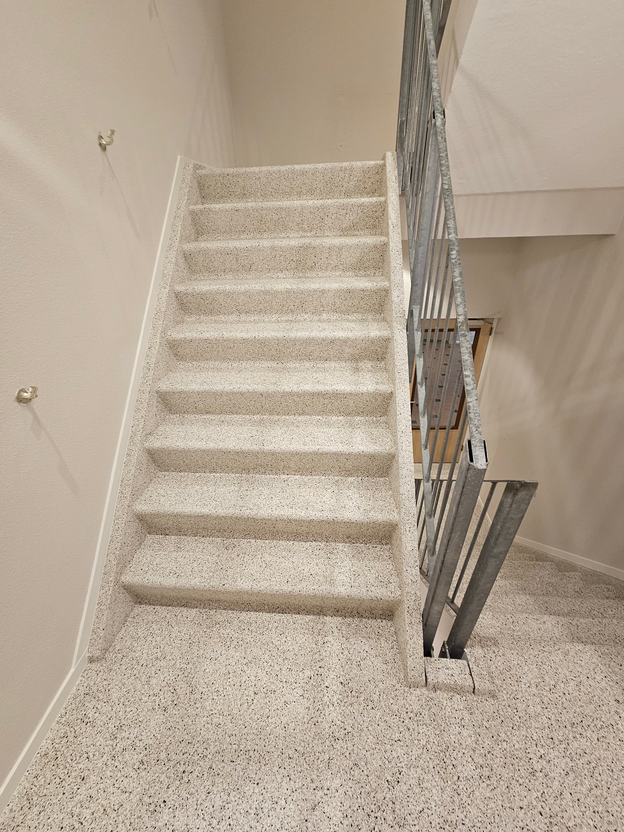 Hero-afbeelding bij het artikel over traprenovatie voor VvE en utiliteit