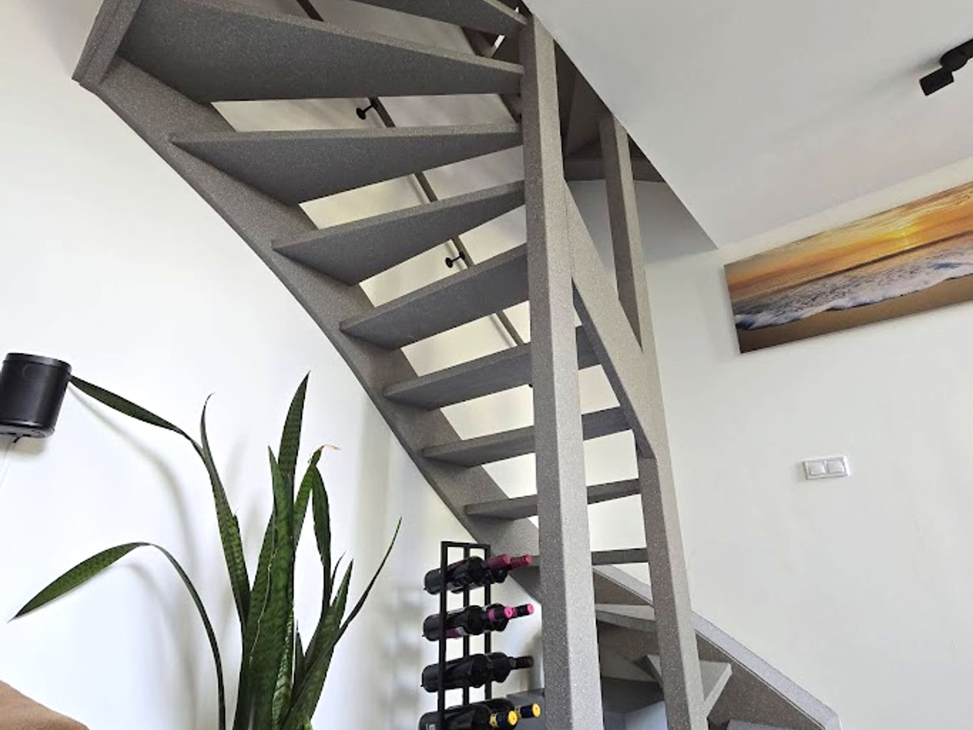 Open trap zijkanten bekleed