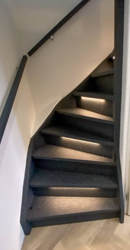 traprenovatie met Polar Stip stone structuur in Capelle aan den IJssel